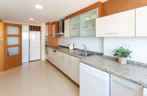 Playa de Gandia Apartment | Luxurious Apartment 50 m from beach, wonderful views, pool, wifi,air conditioned
