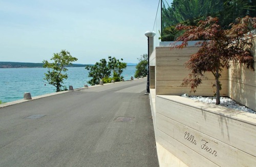 Selce Other | Luxurious apartment with private pool and sea view in Crikvenica