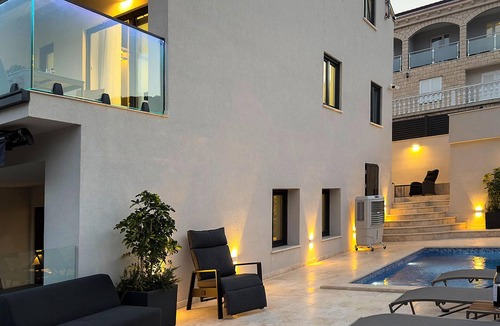 Brna Apartment | Luxurious apartment in Korcula with sauna