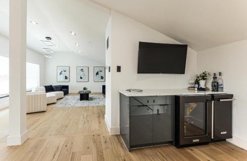 Westlake Highlands House | Luxurious Austin Hideaway! 4,400-Sq-Ft Estate