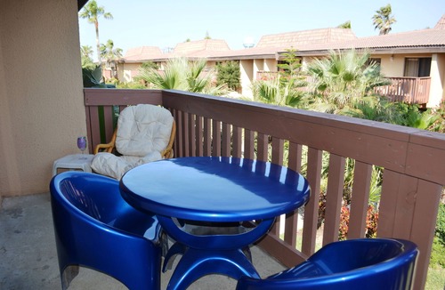 South Padre Island Condo | Luxurious Beach Side Family Retreat - 2 bd - 2 bathnSTR License 2024-0020