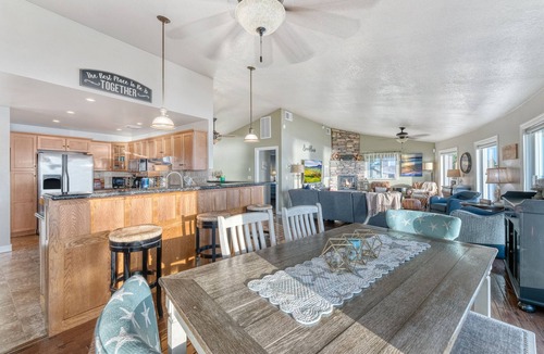 Harbor House | Luxurious Beach Escape: Private Beach Access, Hot Tub & Gourmet Kitchen