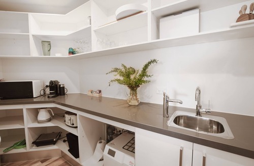 St Leonards House | Luxurious Beachfront Modern House, St Leonards, VICnWheelchair access & Elevator