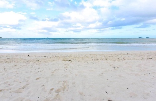 Kailua House | Luxurious Beachfront Home w/ Pool , Access to Beach