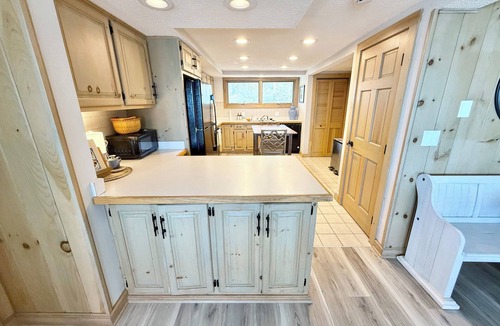 Fortunes Rocks Cottage | Luxurious Beachfront New England Cottage