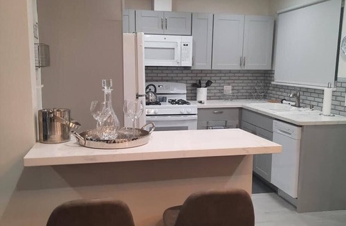 Westwood Condo | Luxurious Beautiful 2 bedroom apartment