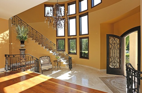 Beverly Glen House | Luxurious Beverly Hills Residence W/Heated Pool, Jacuzzi & BBQ Center