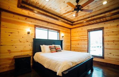 Hochatown Cabin | Luxurious Cabin W/large Game Room,playground,jacuzzi! On 1 acre!