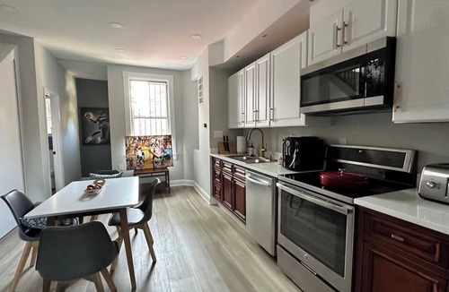 H Street Corridor House | Luxurious Capitol Hill Home - 2BR/2.5B