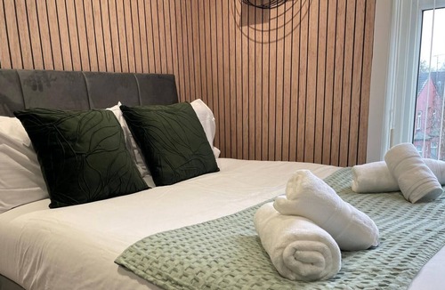 Salford Apartment | Luxurious Centrally Located Studio in Manchester