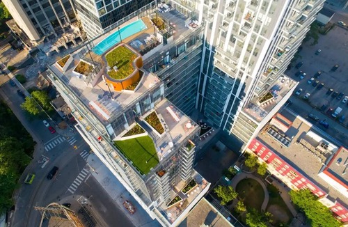 Garden District Condo | Luxurious Condo in Downtown Toronto