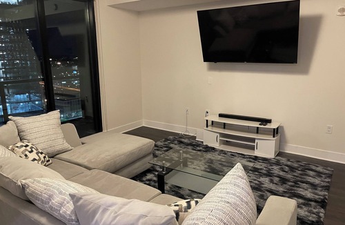 Midtown Condo | Luxurious Condo Midtown Atlanta