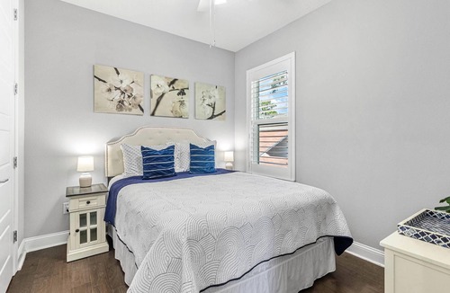 SoHo Apartment | Luxurious Condo Near Bayshore Blvd/Free Parking/WIFI