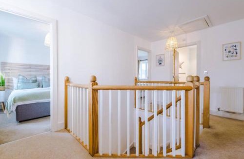 Chester House | Luxurious Cosy 4BR Home Cheshire