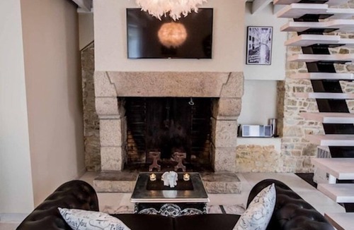 Bain-de-Bretagne House | Luxurious cottage for a romantic stay with pool access