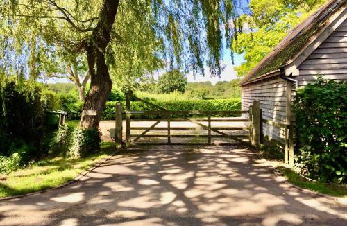 Tadley House | Luxurious Country Barn