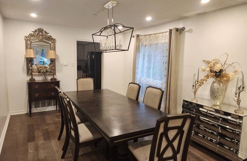 Erin Mills Villa | Luxurious Designer Villa in Toronto's Posh Locale"