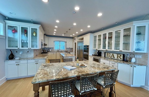 Devon House | Luxurious, Direct Waterfront Home with Private Beach