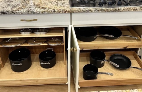 Devon House | Luxurious, Direct Waterfront Home with Private Beach