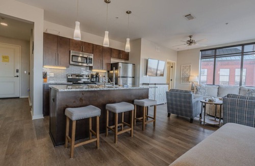 Rolling Mill Hill Condo | Luxurious Downtown Corner 2bd2bth-City/River-#320
