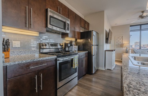 Rolling Mill Hill Condo | Luxurious Downtown Corner 2bd2bth-City/River-#320