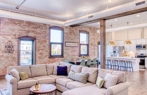 Owosso Apartment | Luxurious Downtown Owosso Loft