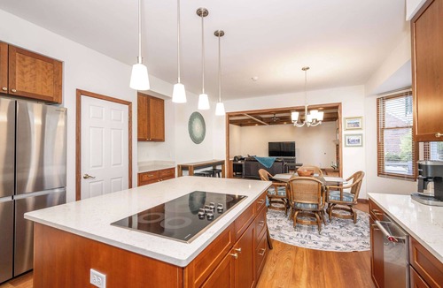 Loveland House | Luxurious Dream Home - For 10!