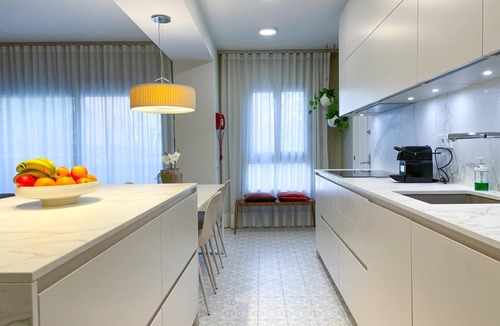 Vilanova I la Geltru Apartment | Luxurious Apartment on Rambla w/Parking by Hostem