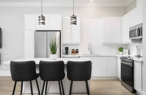 Welland House | Luxurious Escape
