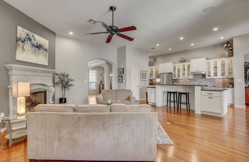West Oak Hill House | Luxurious Executive home. Pet-Friendly. 20 minutes ride to downtown Austin