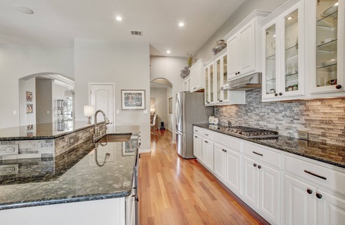 West Oak Hill House | Luxurious Executive home. Pet-Friendly. 20 minutes ride to downtown Austin