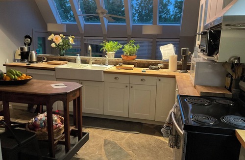 Kemble House | Luxurious family cottage, salt pool, peaceful, private park, fire pit, trails!