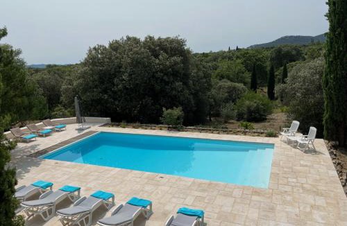 Les Vans Villa | Luxurious family house with pool in Ardèche.