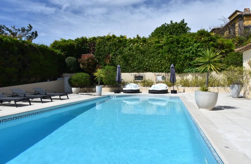 Gairaut Villa | Luxurious family villa