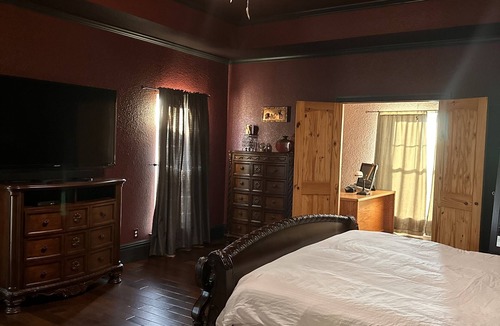 Gober Other | Luxurious farm house! 5-bed, 4 bath, with pool.