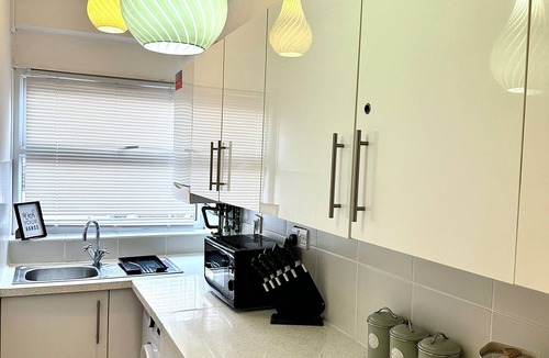 Leyton Apartment | Luxurious flat in London