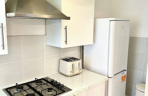 Leyton Apartment | Luxurious flat in London