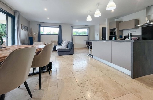 Saint-Genies-de-Comolas House | Luxurious home in St-Genies-de-Comolas