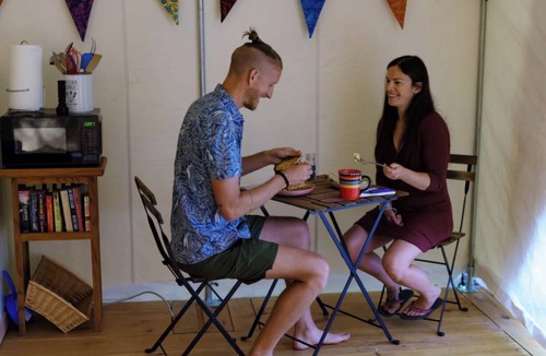 Big Lake RV Rental | Luxurious Glamour Camping in Northwest Cedar Forest