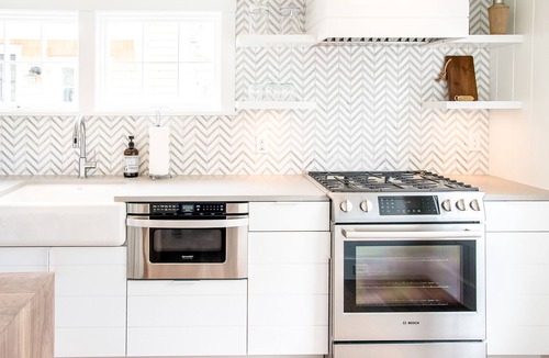 Nantucket Town Cottage | Luxurious Harbor View "Lilly" Cottage! Walk & Bike To Everything!