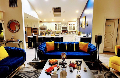 Reseda House | Luxurious Haven/Vaulted Ceilings with Pool