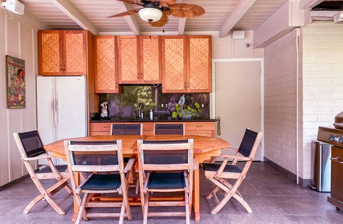 Portlock Villa | Luxurious Hawaiian Villa Oasis