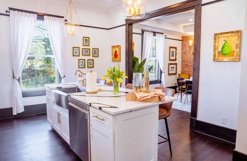 St. Elmo Improvement League House | Luxurious Historic 4 level home in St Elmo