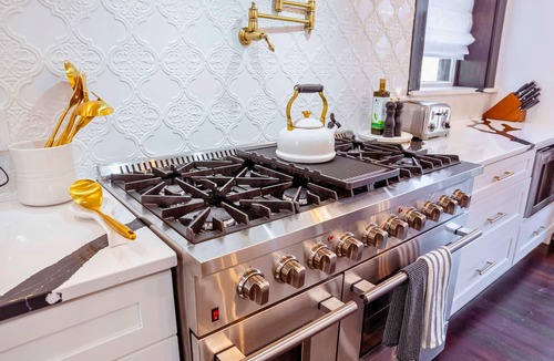 St. Elmo Improvement League House | Luxurious Historic 4 level home in St Elmo