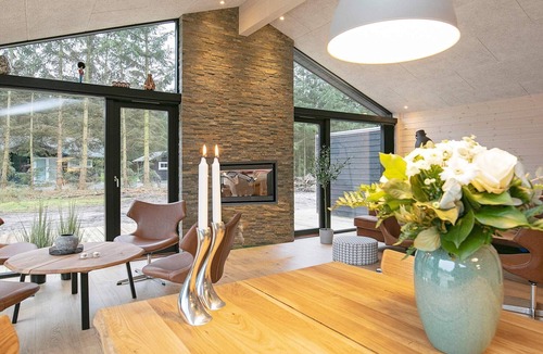 Aalbaek House | Luxurious Holiday Home in Ålbæk with Whirlpool