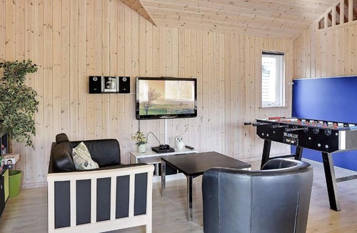 Idestrup House | Luxurious Holiday Home with Indoor Pool in V ggerl se