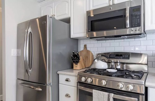 Hollywood Hills House | Luxurious Hollywood living at its finest