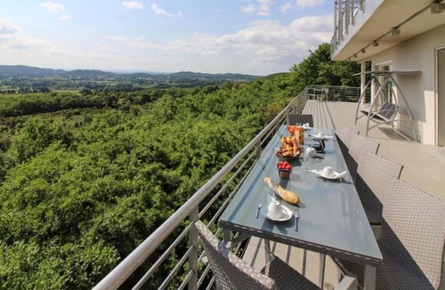 Rochefort-du-Gard House | Luxurious home in Rochefort-du-Gard
