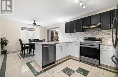 Pinehouse Villa | Luxurious home in Belleville