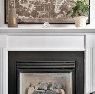 Pinehouse Villa | Luxurious home in Belleville